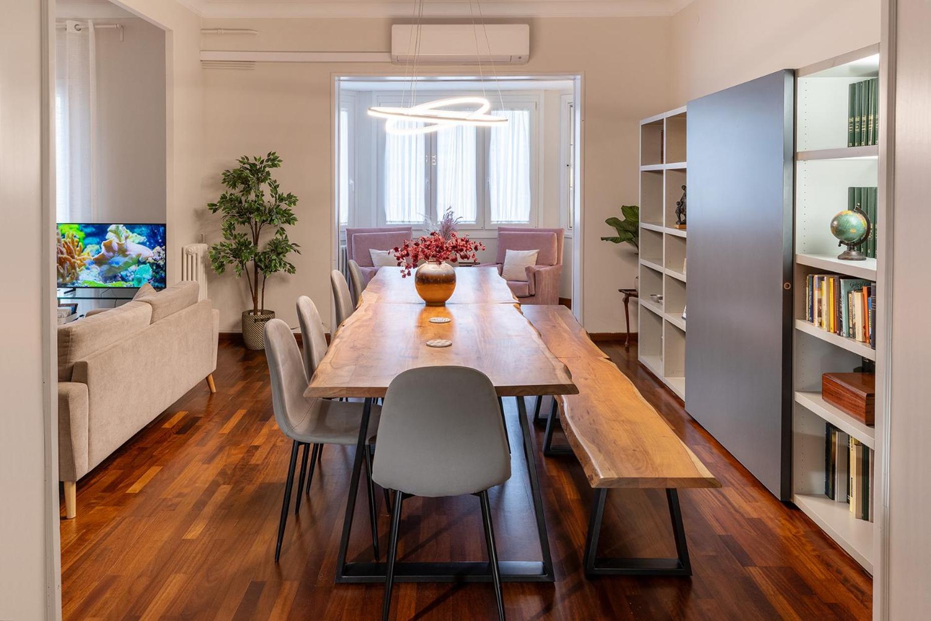 Large & Beautiful Apartment 4Min From Passeig De Gracia Barcelona Exterior photo